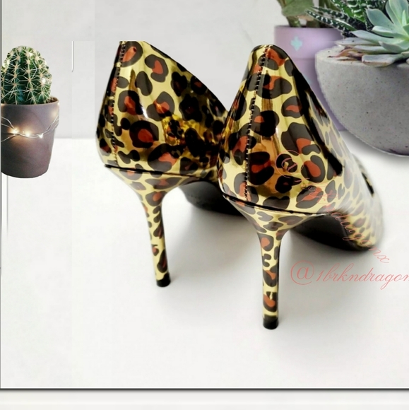 NWT Leopard Print  3" Heels Metallic Gold Leopard Print Heels - Picture 12 of 15